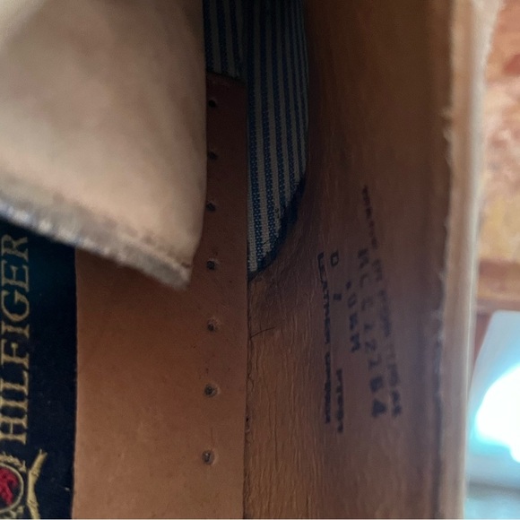 Tommy Hilifingr leather Cream Oxford Shoes with Suede Material and Sturdy Sole - Picture 8 of 8